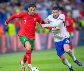 开云-C罗与80激战西班牙队分钟，表现优异胜负难料！，巴特勒焦点对战再创辉煌时刻(杰拉德巴特勒全部电影全集)