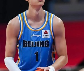 开云体育-赛前体能课后，北京首钢更衣室发声备战NBA常规赛，底气十足，训练强度明显提升的简单介绍