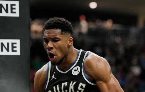 开云-字母哥在公牛比赛中赛事规则更新，回归赛场引发热议！的简单介绍