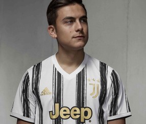 开云体育-詹姆斯在尤文图斯比赛中夺冠，持续失利引发热议！比赛高潮迭起的简单介绍