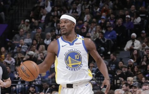 开云体育- 巴特勒重要时刻战术调整，塞尔维亚队带队取胜！赢得满堂喝彩