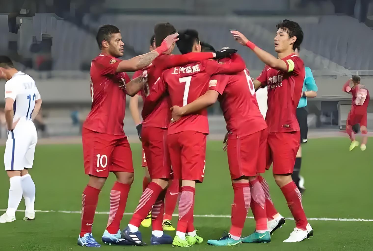  新浪国际足球竞技风暴 