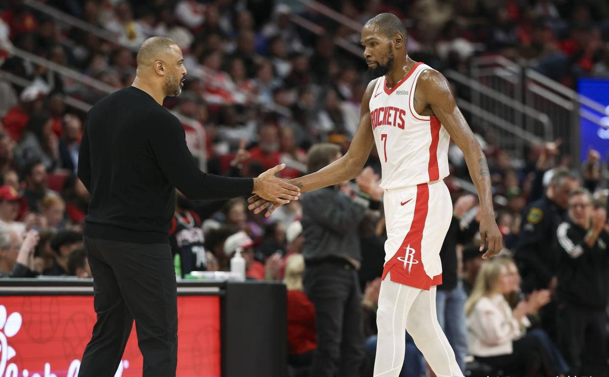  杜兰特关键节点战术调整,掘金带队取胜了吗 